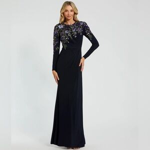 BNWT Mac Duggal Navy Embellished Long Sleeve Fitted Gown